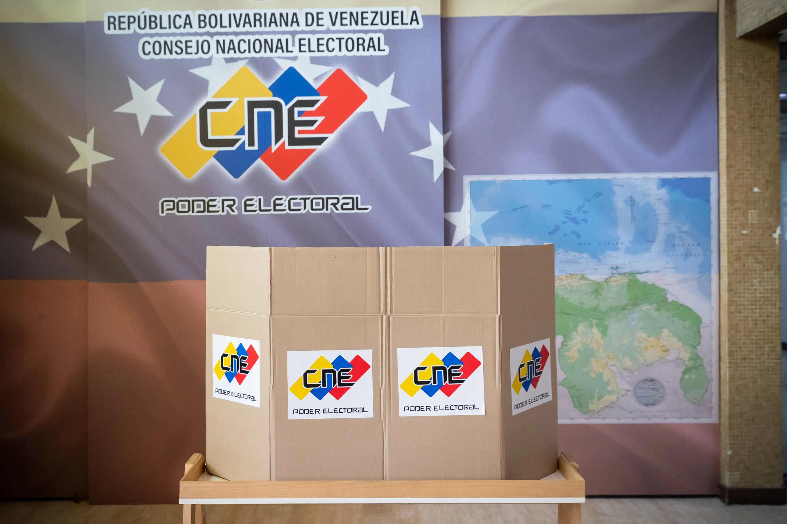 Observadores electorales de la ONU en Venezuela muestra informe ...