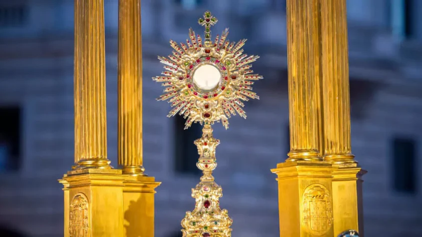 Jueves 19 de junio: Día del Corpus Christi – Periódico Prensa Única
