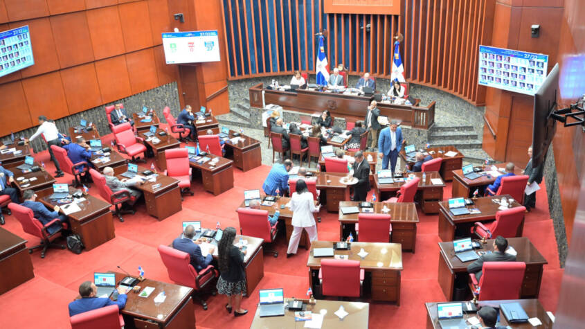 Senado de la República aprueba en primera lectura el nuevo Código Penal ...