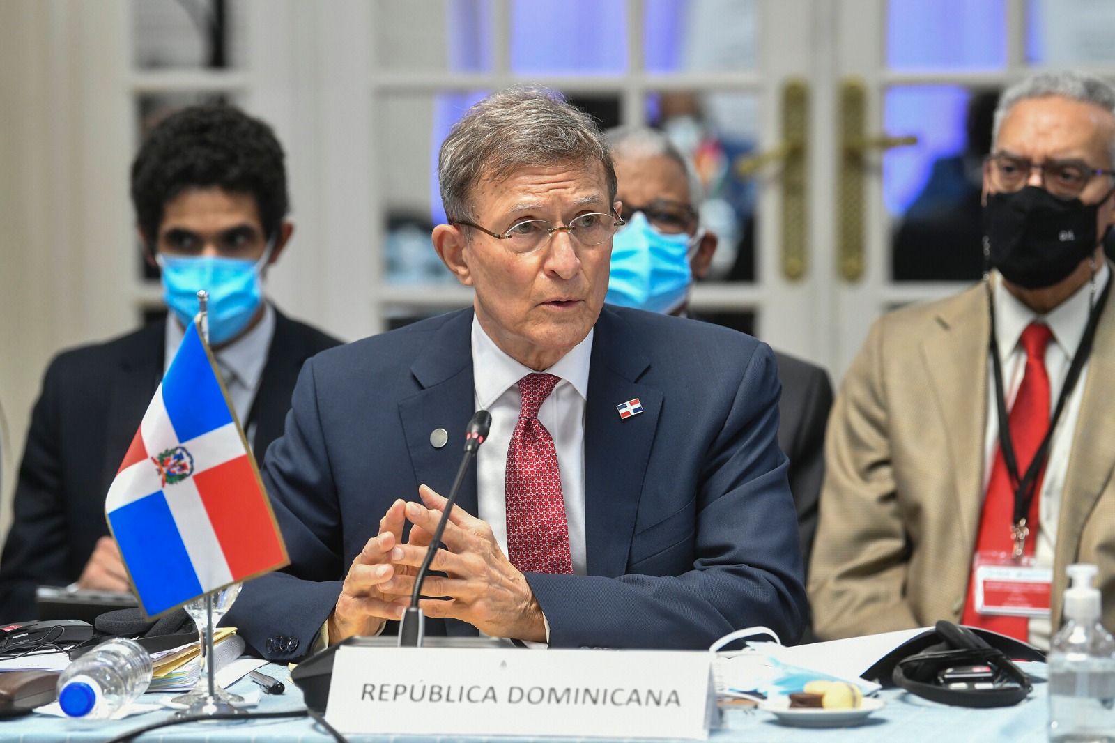 Roberto Marcano #VIDEO Coordinadora del Consulado Dominicano en París Lizi Marcano ...